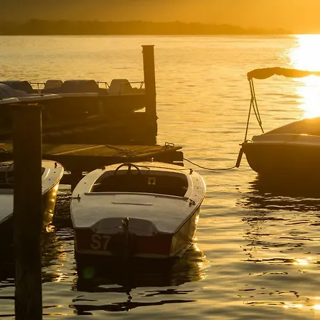 Πανσιόν Haus Rattenboeck 3*